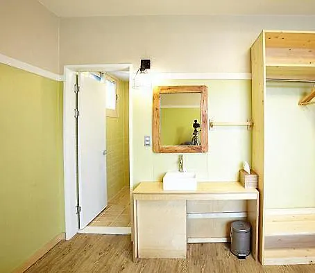 Hide & Seek Guesthouse Seoul